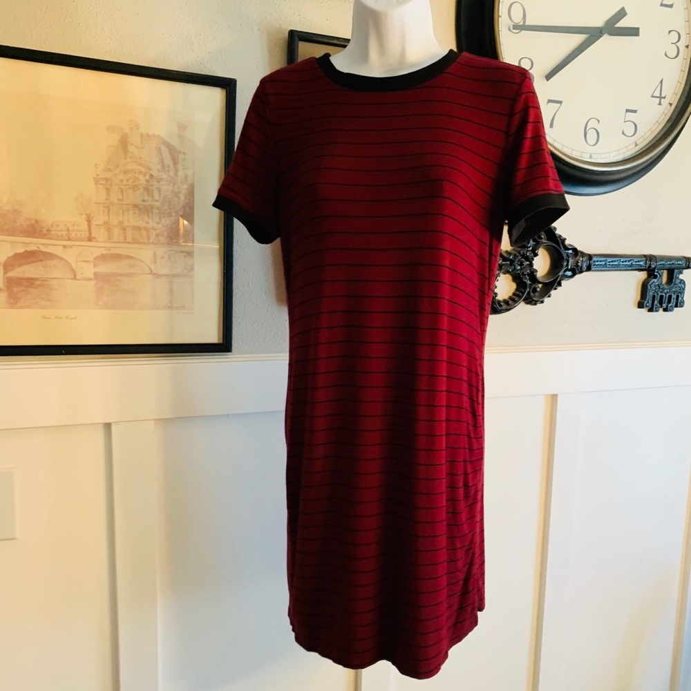 5/$30 Rue21 T-shirt Dress Size Lg k051